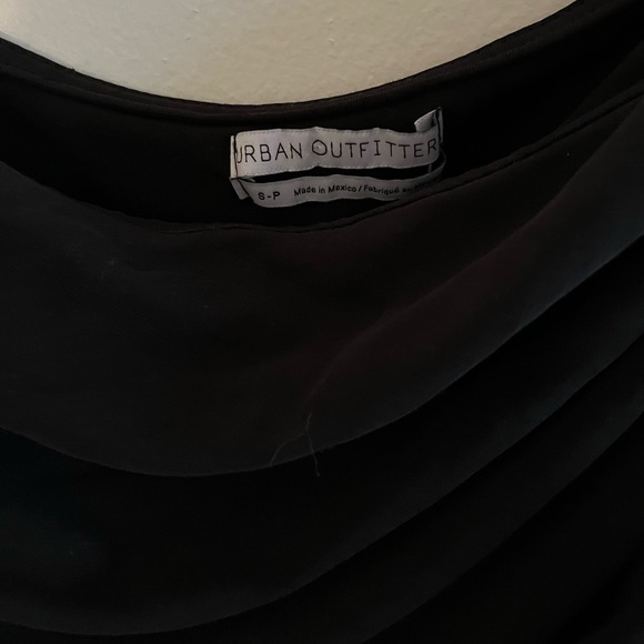 Asymmetrical black urban outfitters top - Picture 4 of 4